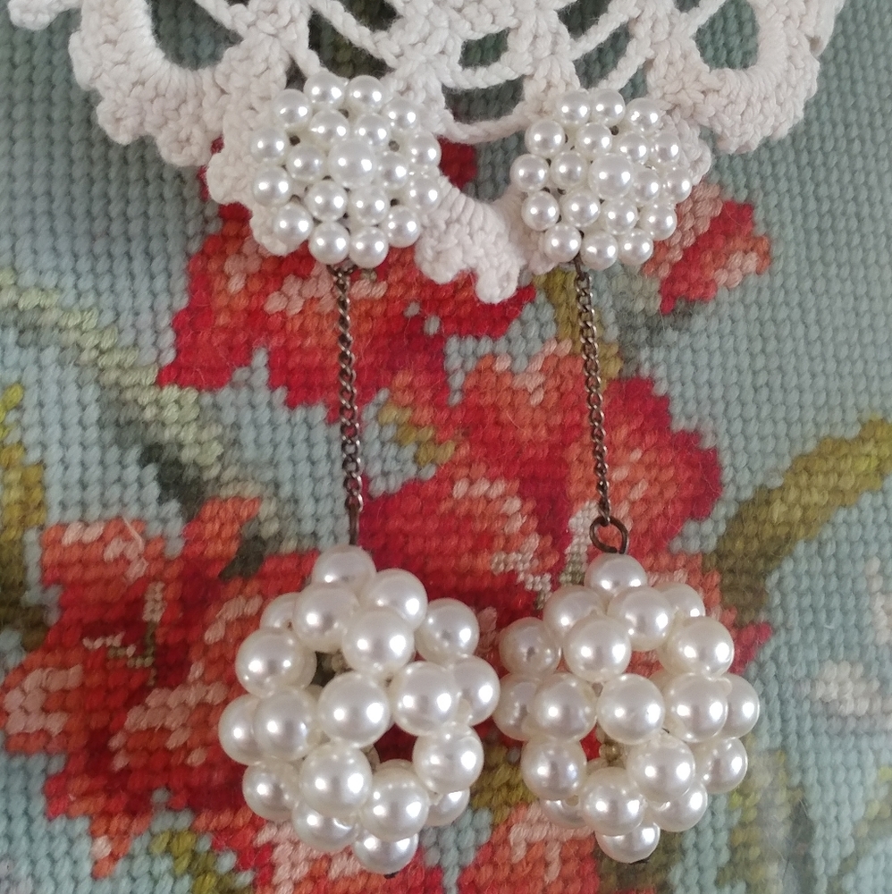 Vintage Beaded Pearl Drop Clip On Earrings, Large - Picture 6 of 7